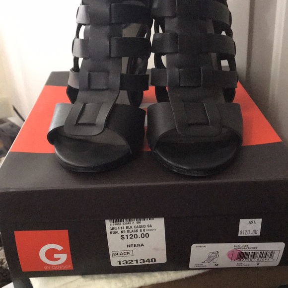Black Caged Sandal Guess size 8 - Picture 2 of 4